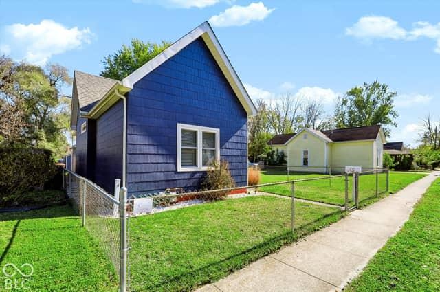 1013 California Street, Columbus, IN 47201, photo 2 of 34