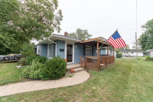 2013 14th Street, Columbus, IN 47201, photo 2 of 21