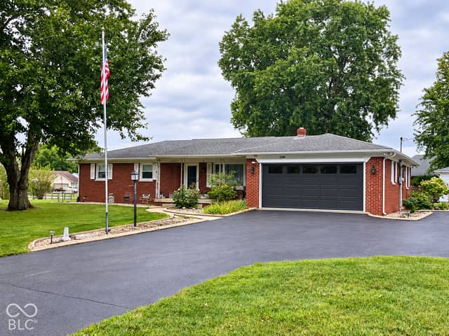 5706 W Southport Road, Indianapolis, IN 46221, photo 2 of 22