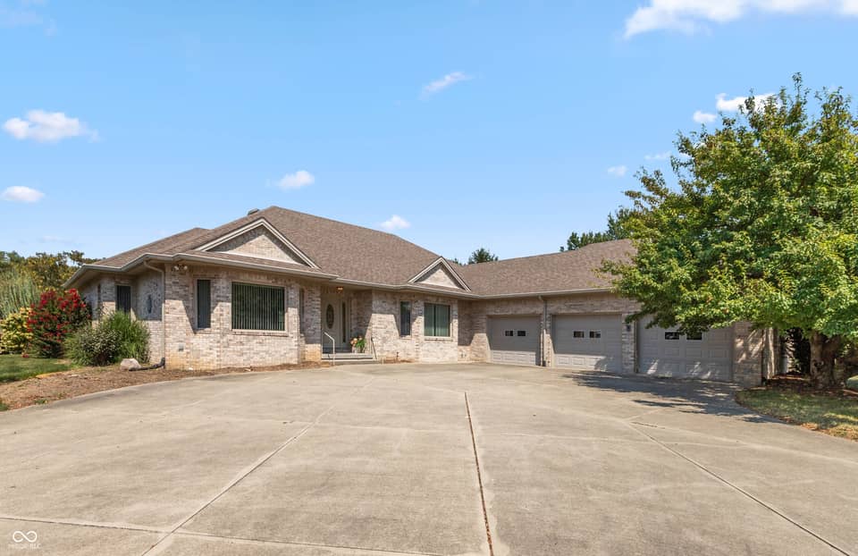 505 Kelly Drive, Brownstown, IN 47220, photo 1 of 43