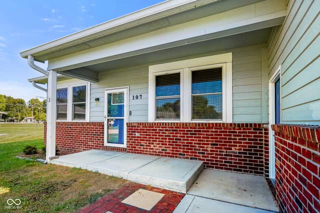 107 Weber Court, Franklin, IN 46131, photo 5 of 28