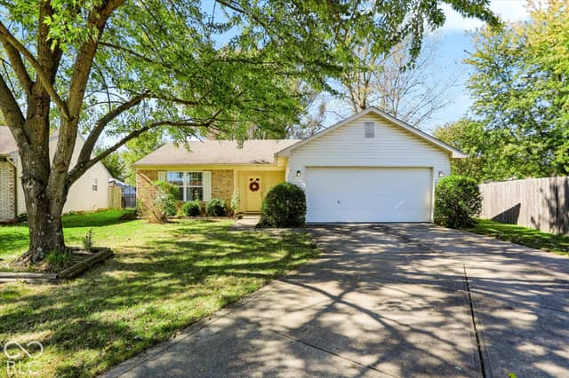 6148 Long River Lane, Indianapolis, IN 46221, photo 3 of 34