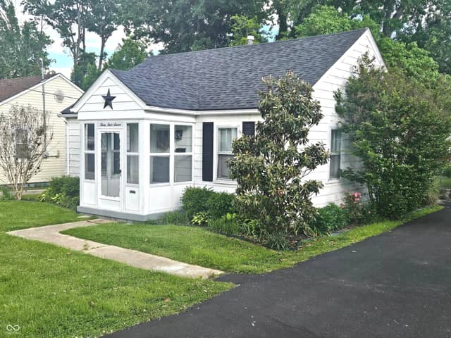 347 S Fern Street, Sellersburg, IN 47172, photo 2 of 31