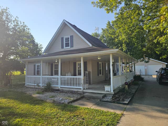 2163 E 1700 Road N, Summitville, IN 46070, photo 2 of 38