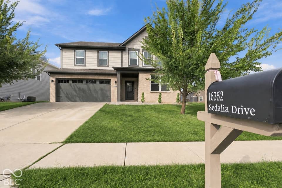 16352 Sedalia Drive, Fishers, IN 46040, photo 1 of 30