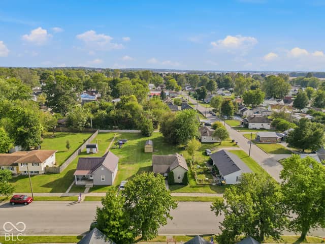 723 W Oak Street, Seymour, IN 47274, photo 3 of 26