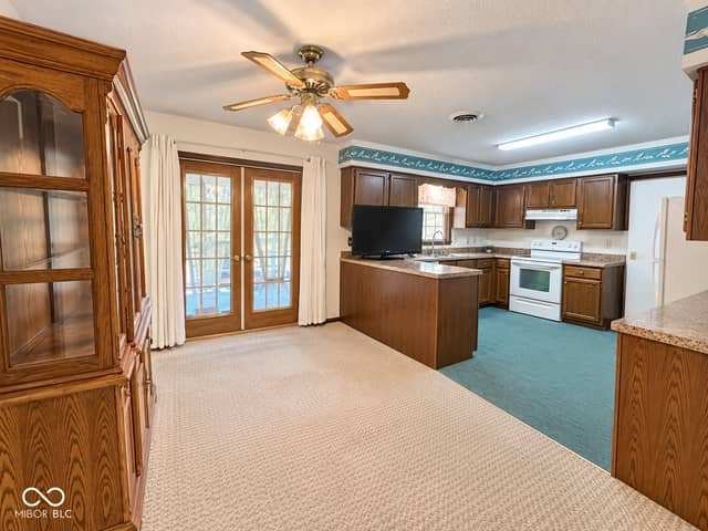 219 N Hickory, Fairland, IN 46126, photo 5 of 10