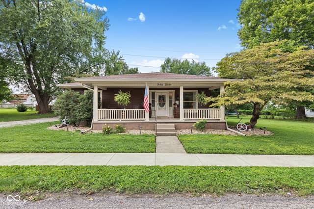311 Dunn, Crawfordsville, IN 47933, photo 2 of 50