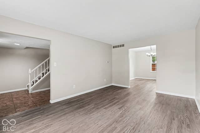 5660 Philadelphia Court, Indianapolis, IN 46254, photo 4 of 15