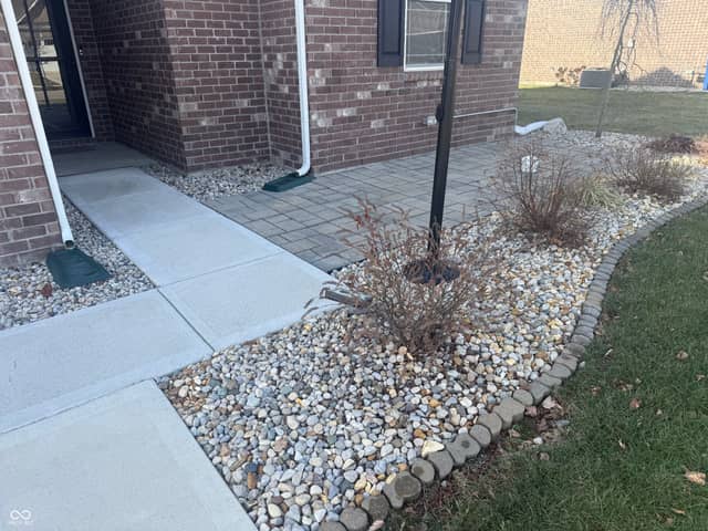 1315 Bontrager Lane, Shelbyville, IN 46176, photo 4 of 24