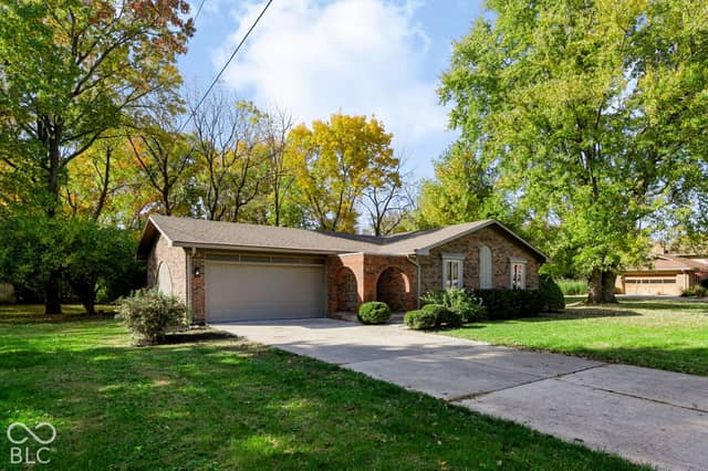 2 N Serenity Way, Greenwood, IN 46142, photo 3 of 36