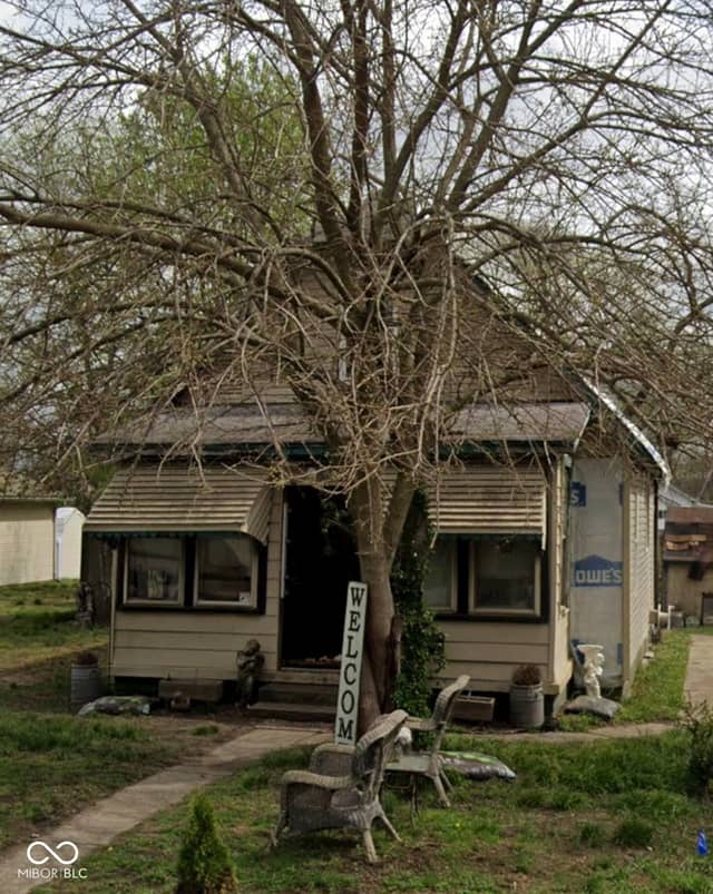 2710 Jackson Street, Terre Haute, IN 47802, photo 2 of 6