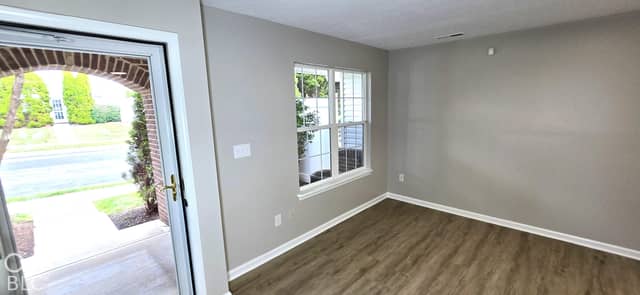 4950 Potomac Square Way #4, Indianapolis, IN 46268, photo 3 of 29