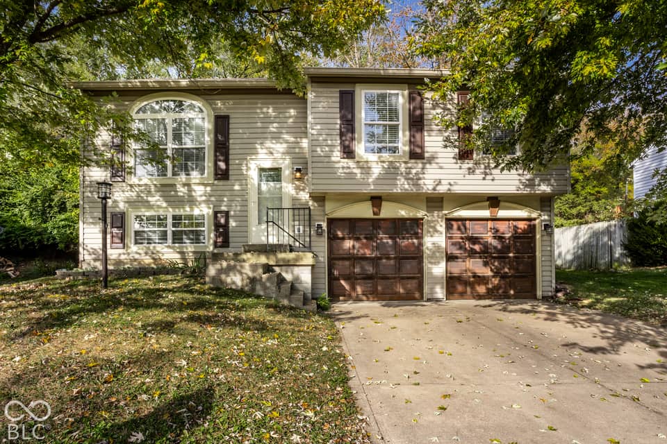 3746 Owster Lane, Indianapolis, IN 46237, photo 1 of 22