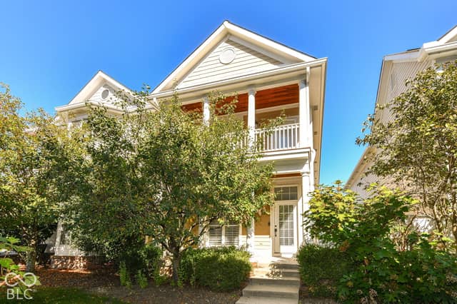 327 W Walnut Street, Indianapolis, IN 46202, photo 2 of 48