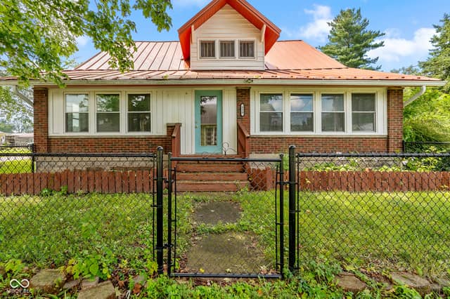 310 N Border Street, Paragon, IN 46166, photo 2 of 53