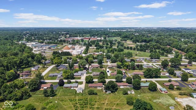 885 Broadway North Drive, Plainfield, IN 46168, photo 5 of 64