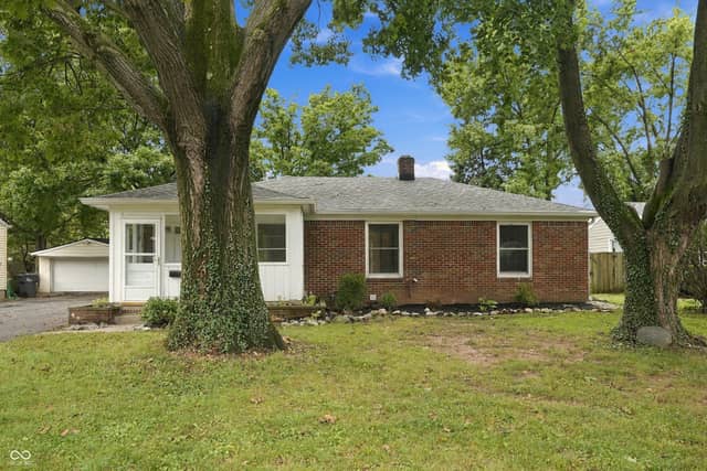 1219 Nicholas Road, Indianapolis, IN 46220, photo 3 of 47