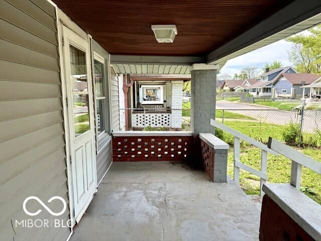1367 N Kealing Avenue, Indianapolis, IN 46201, photo 5 of 50