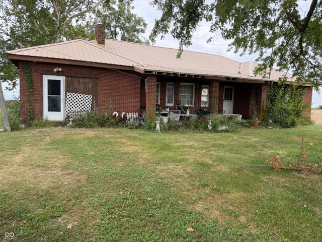 674 W 1300 S, Clinton