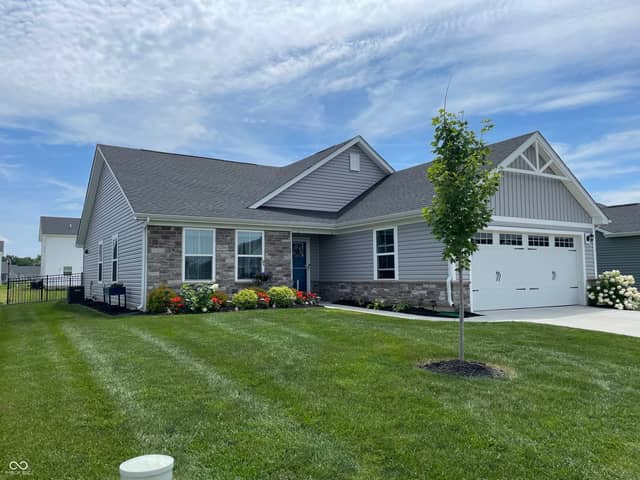 1765 River Birch, Greenfield, IN 46140, photo 2 of 31