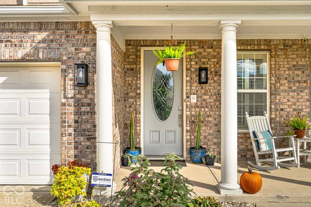 8328 Westcliffe Drive, Avon, IN 46123, photo 4 of 61
