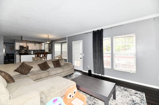 6924 Starkey Ridge Lane, Indianapolis, IN 46268, photo 4 of 47