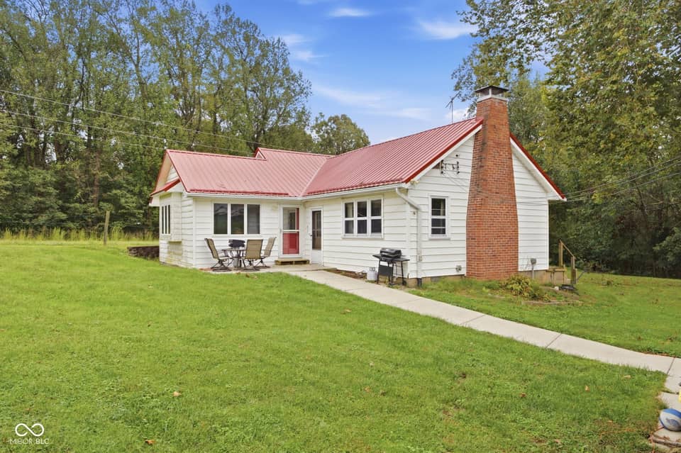 4561 S County Road 325 W, Greencastle, IN 46135, photo 1 of 47