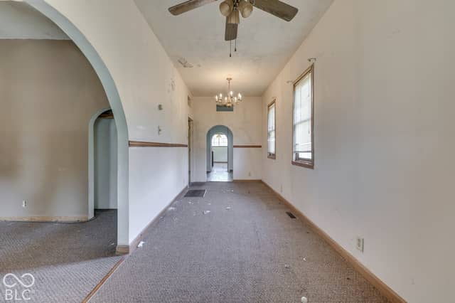 256 W Gimber Street, Indianapolis, IN 46225, photo 3 of 44