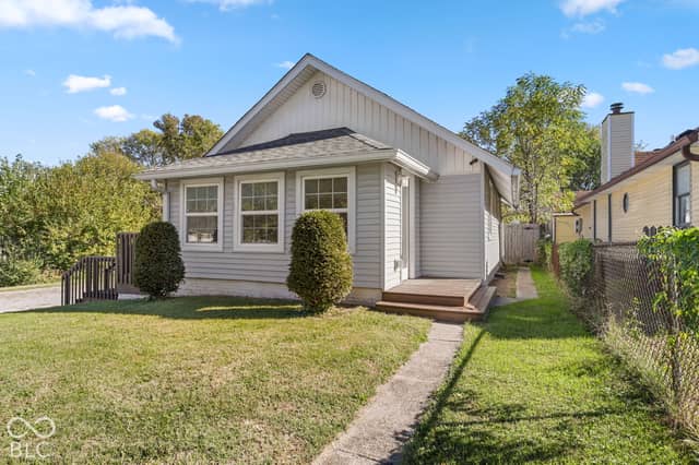 839 Waldemere Avenue, Indianapolis, IN 46241, photo 4 of 31