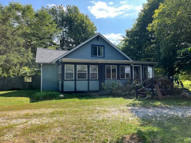 305 E County Road 900 S, Clayton, IN 46118, photo 2 of 23