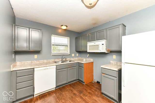 6281 Kelsey Drive, Indianapolis, IN 46268, photo 4 of 16