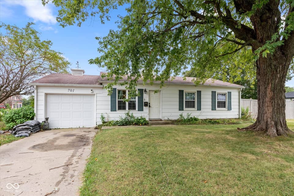 701 Maple Lane, Brownsburg