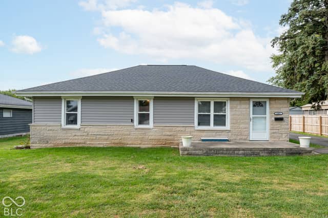 2401 W 11th Street, Muncie, IN 47302, photo 2 of 25