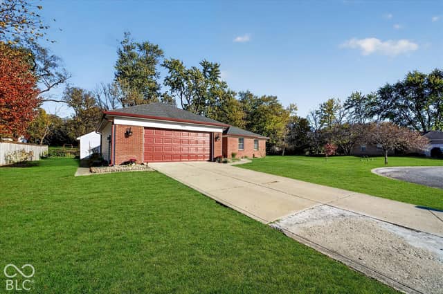 5043 Harway Court, Indianapolis, IN 46227, photo 3 of 46