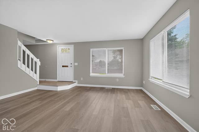 6879 Oak Lake Drive, Indianapolis, IN 46214, photo 5 of 48