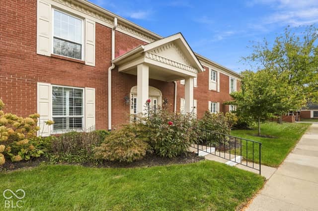 7435 Lions Head #C, Indianapolis, IN 46260, photo 3 of 47