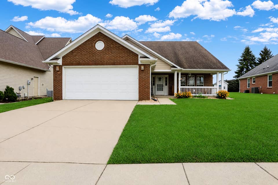 4317 W Summerhaven Drive, New Palestine, IN 46163, photo 1 of 20