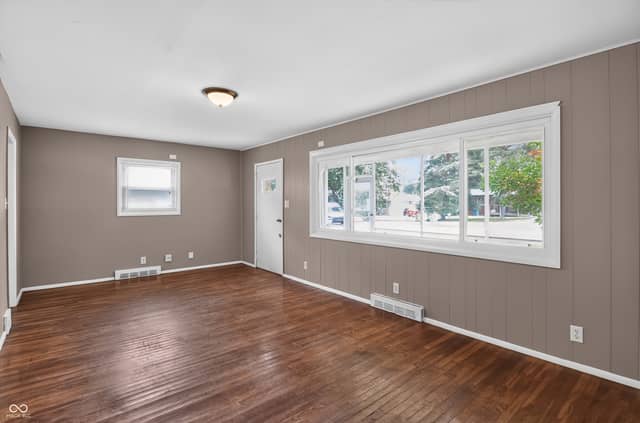 3902 N Hartman Drive, Indianapolis, IN 46226, photo 4 of 16