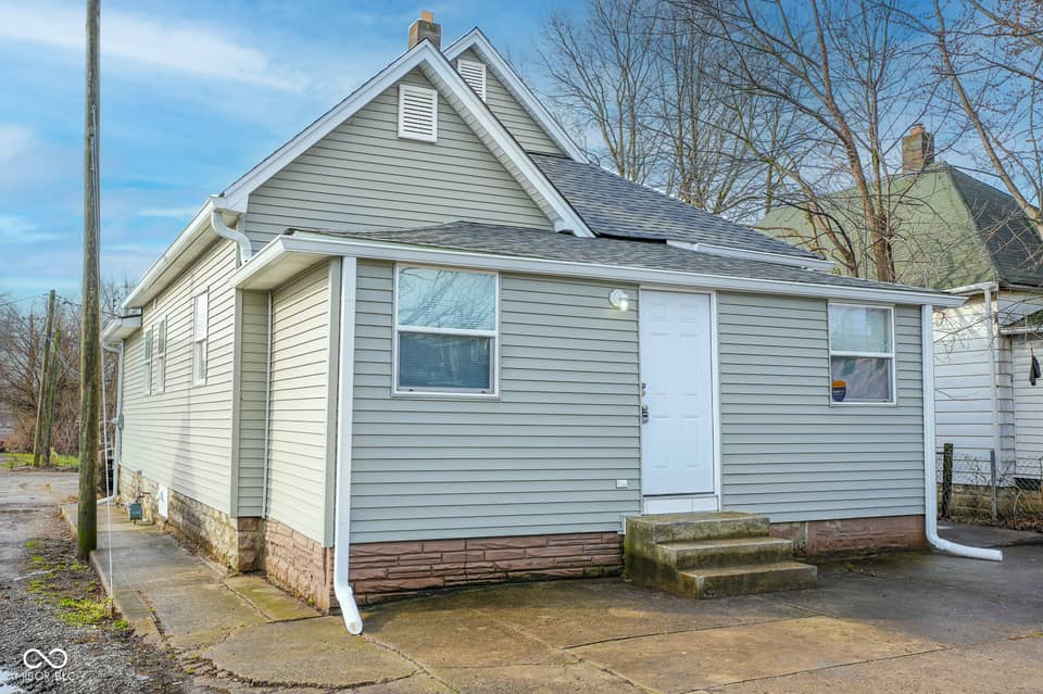 3515 E 10th Street, Indianapolis