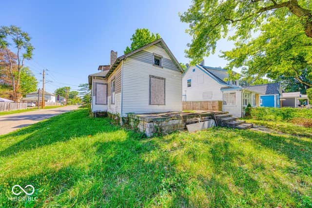 1229 N Tuxedo Street, Indianapolis, IN 46201, photo 3 of 24