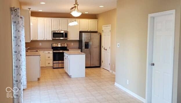 10898 Glazer Way, Fishers, IN 46038, photo 3 of 17