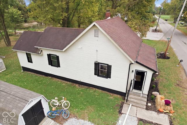 9262 N 300 E, Morristown, IN 46161, photo 3 of 29