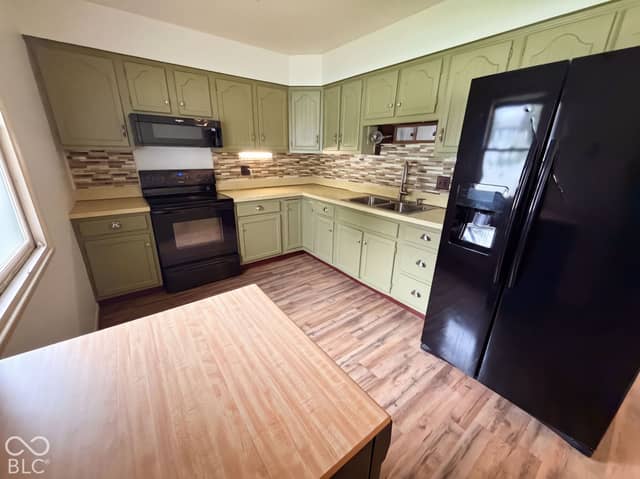 3162 Ashway Drive, Indianapolis, IN 46224, photo 3 of 22