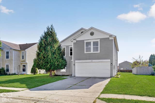 218 Cross Bow Street, Sheridan, IN 46069, photo 2 of 27