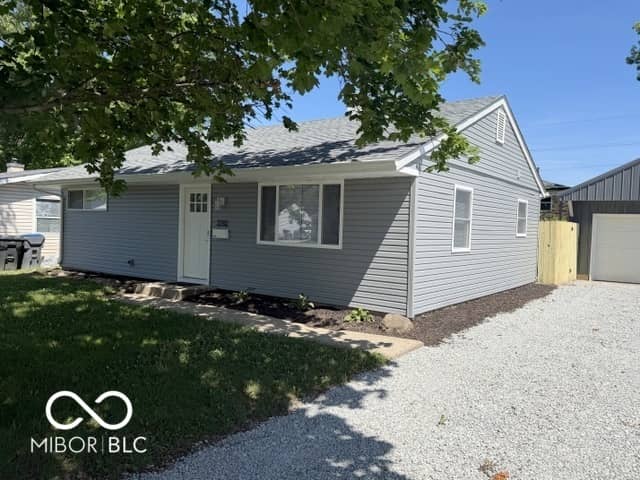 2742 W 18th Street, Anderson, IN 46011, photo 4 of 44