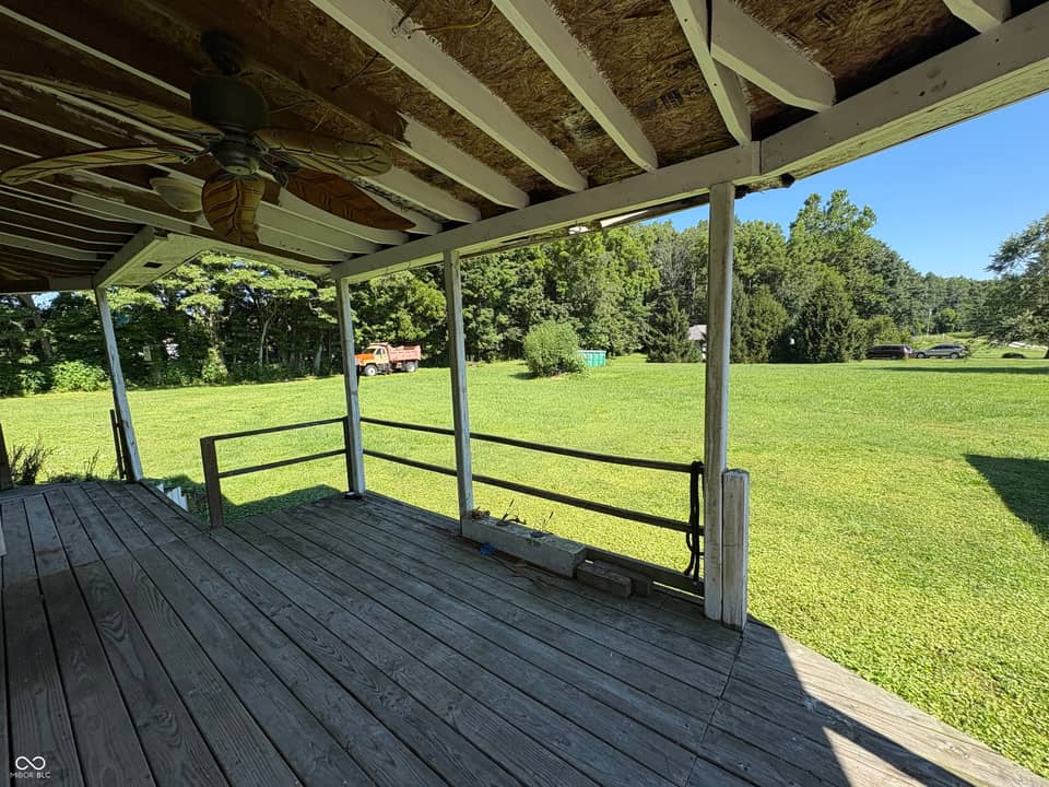 887 E State Road 42 E, Cloverdale