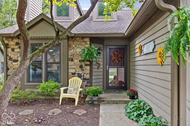 2211 Van Ness Place, Indianapolis, IN 46240, photo 4 of 41
