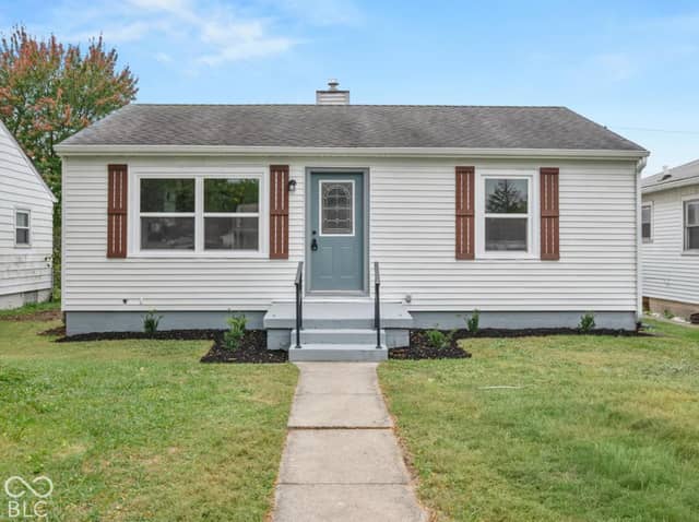 618 S Butler Avenue, Indianapolis, IN 46219, photo 2 of 33
