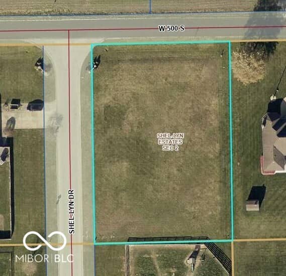 661 W 500 Road S, Greenfield